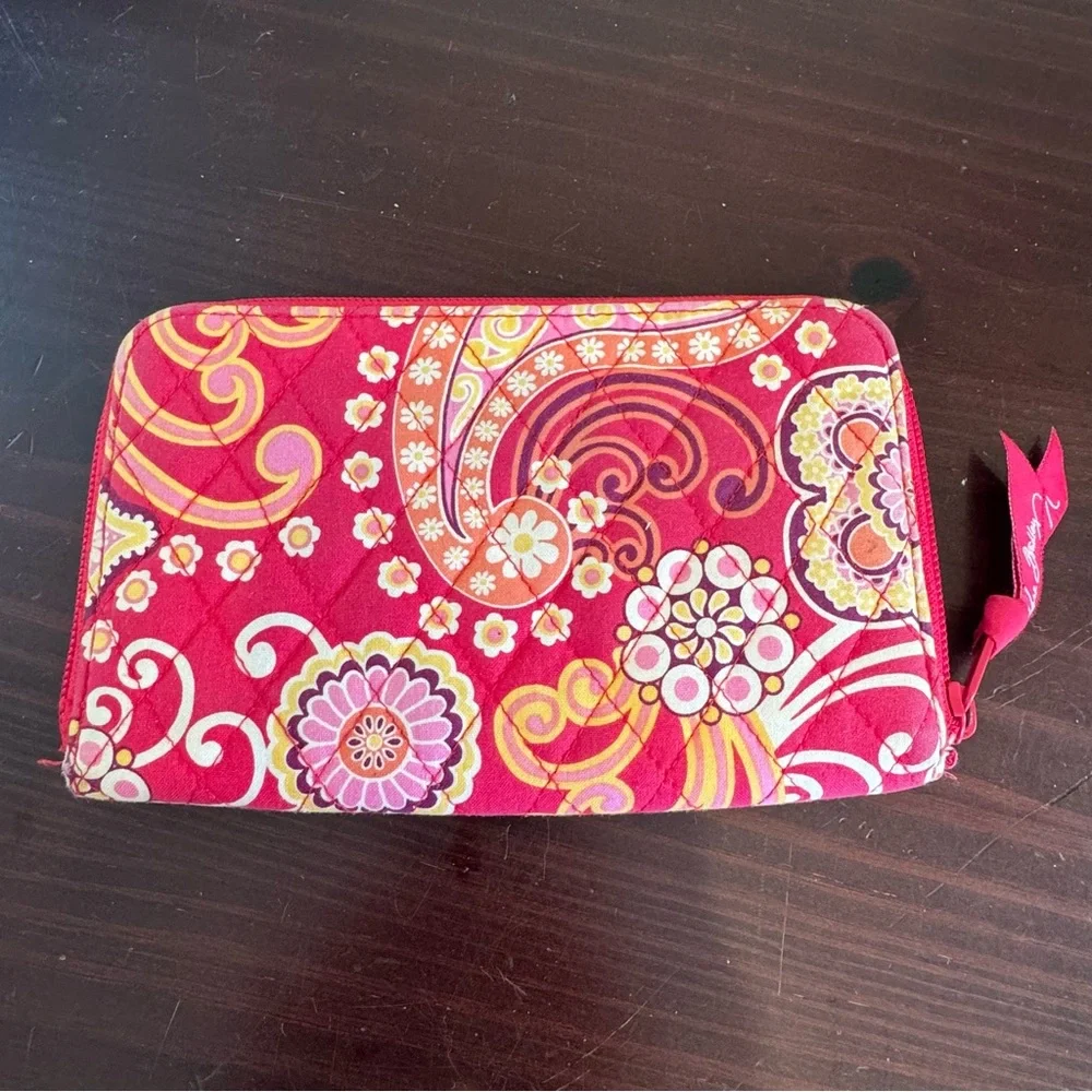 Vera Bradley Raspberry Fizz zip-around wallet pink paisley 2008 retired